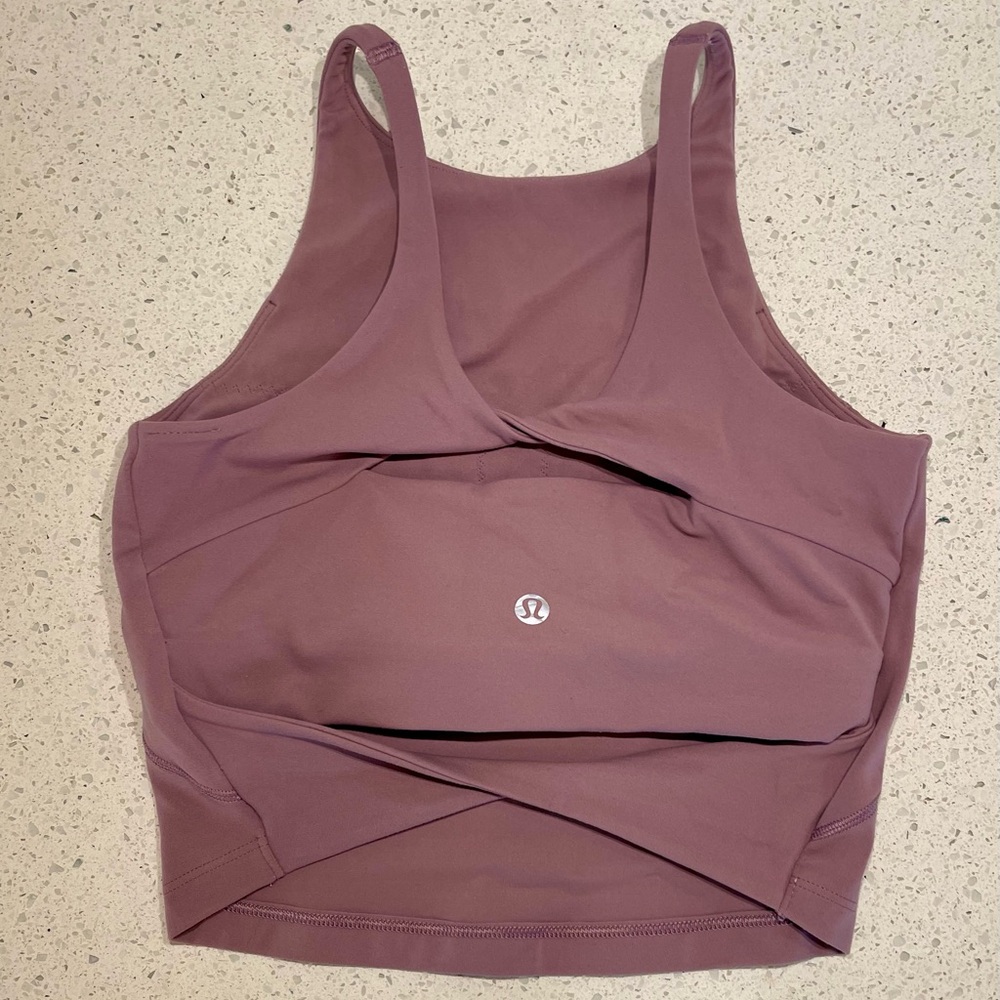 Lululemon mauve athletic cropped tank top